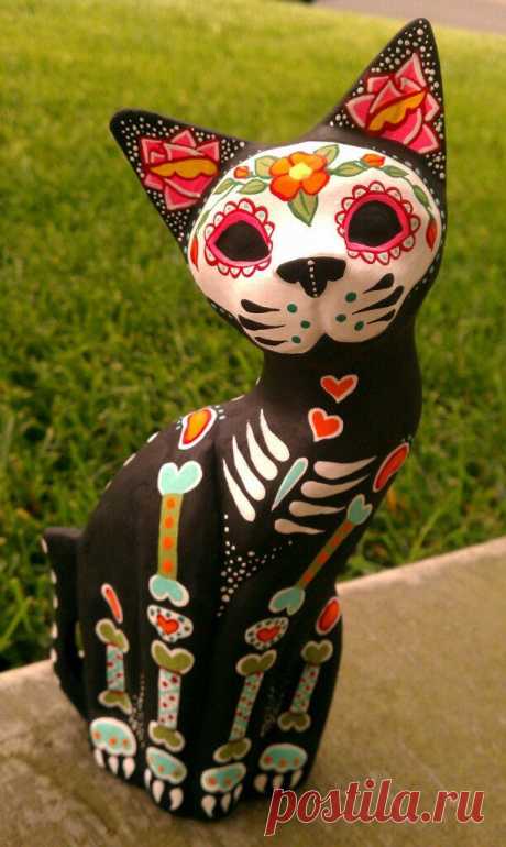Dia de los Muertos Hand Carved wooden Cat - Painted to honor your pet