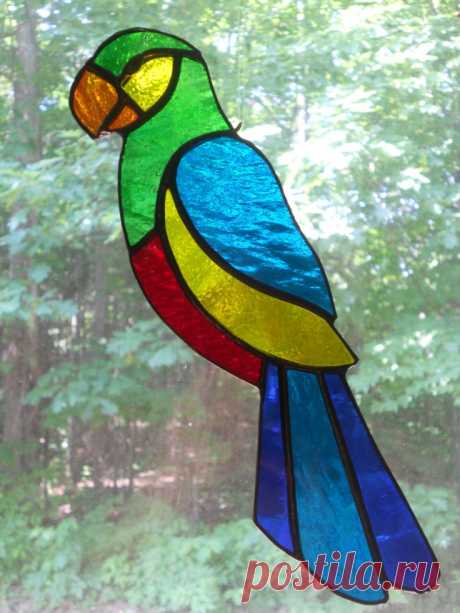 8a2a08775cc97cf1ad74c6a24fac8cb4--stained-glass-suncatchers-stained-glass-birds.jpg (736×981)