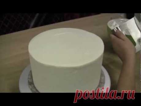 How To Ice A Cake With Straight Sides and Sharp Edges: The Krazy Kool Cakes Way