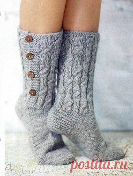Оригинальные носки - спицами
