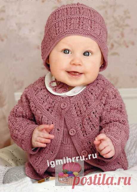 Теплый комплект из жакета, комбинезона и шапочки спицами.

Вязание для самых маленьких: малышей и новорожденных спицами и крючком https://igmihrru.ru/MODELI/det/baby.html