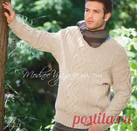 Красивый мужской джемпер с чередованием узоров - Модное вязание