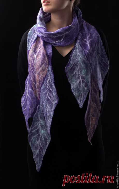 Купить Авторский валяный шарф - шарфик, валяный, женский, осенние листья, Мокрое валяние, шерстяной