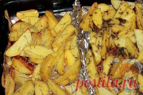 Картошка по селянски в духовке: любимый рецепт на вегетарианский лад