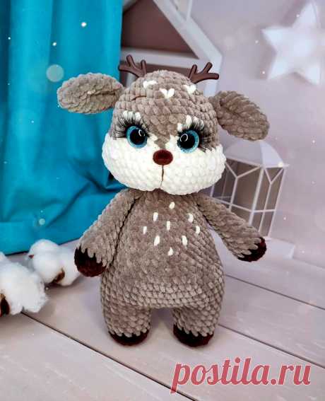 PDF Олень Бемби крючком. FREE crochet pattern; Аmigurumi animal patterns. Амигуруми схемы и описания на русском. Вязаные игрушки и поделки своими руками #amimore - плюшевый олень, оленёнок из плюшевой пряжи.