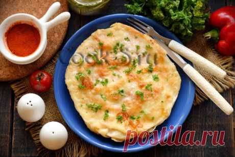 Лаваш с сыром и яйцом на сковороде - рецепт с фото