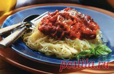 Спагетти с томатным карамелизованным соусом