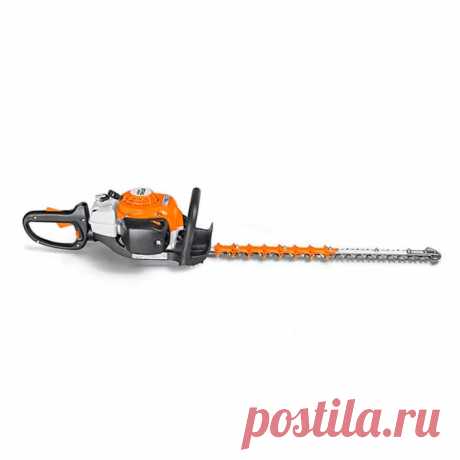 Бензиновые мотоножницы Stihl HS 82 T, 75 см предназначены для фигурной стрижки кустарника, для подстригания и ухода за низкорослыми вечнозелёными живыми изгородями и мелколистными декоративными деревьями. Специальная геометрия ножа обеспечивает чистый, точный рез. Эти садовые ножницы прекрасно режут как вертикально, так и горизонтально. Агрегат обладает небольшой массой и незначительными вибрационными нагрузками и редуктором, позволяющим снизить скорость до 5000 ходов в минуту.