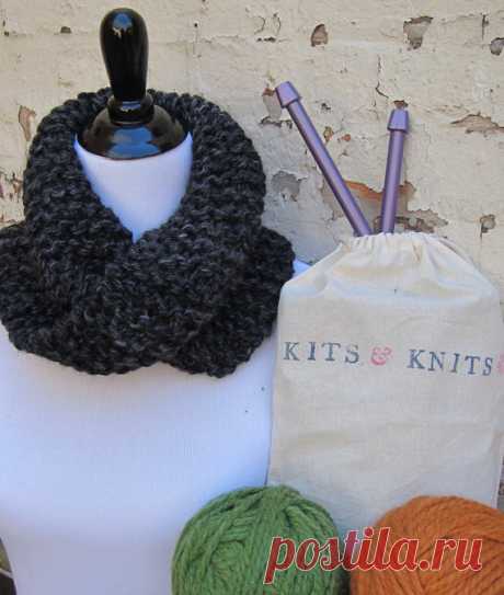 Knitting Kit DIY Beginner Knit your own twisted mobius cowl. Includes simple, beginner knitting pattern, needles, bulky yarn and project bag Best Seller! Knit your own twisted cowl with this kit! It includes everything you need - yarn, large knitting needles, simple pattern and directions, finishing needle and a project bag. Enjoy knitting with bulky, soft yarn and large knitting needles that make this a quick knitting project.