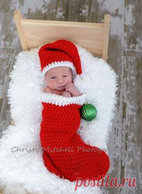 Christmas Stocking & Santa Hat for our december baby?