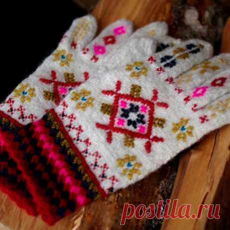 Милые сердцу штучки: Вязание: "Жизнерадостные узоры острова Муху (Эстония)"
