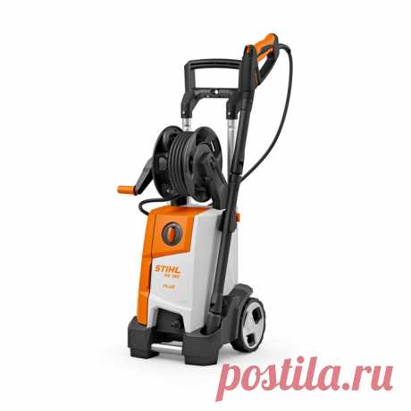 Высоконапорная минимойка STIHL RE 120 PLUS обладает исключительным удобством и надежностью и может быть использована для наведения чистоты в доме, а также для мойки автомобиля.
Очистительное устройство RE 120 PLUS имеет 8-ми метровый армированный шланг с телескопической ручкой. Практичная муфта позволяет быстро менять плоскоструйную или вращающуюся насадки и принадлежности. 

Для очистки от загрязнений мойка использует холодную и горячую воду.