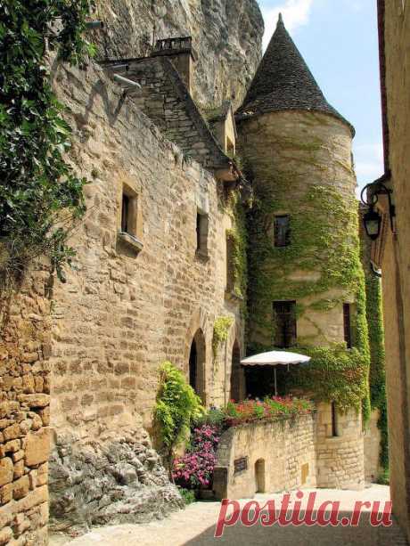 Деревня La Roque Gageac во Франции | Изюминки