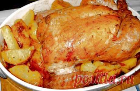 Запеченная курица с картофелем в мультиварке - Пошаговый рецепт с фото своими руками Запеченная курица с картофелем в мультиварке - Простой пошаговый рецепт приготовления в домашних условиях с фото. Запеченная курица с картофелем в мультиварке - Состав, калорийность и ингредиенти вкусного рецепта.