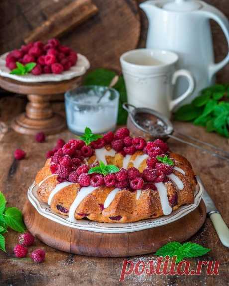 Пусть в жизни, будет побольше вкусных моментов, 
    сочных эмоций и сладких воспоминаний...