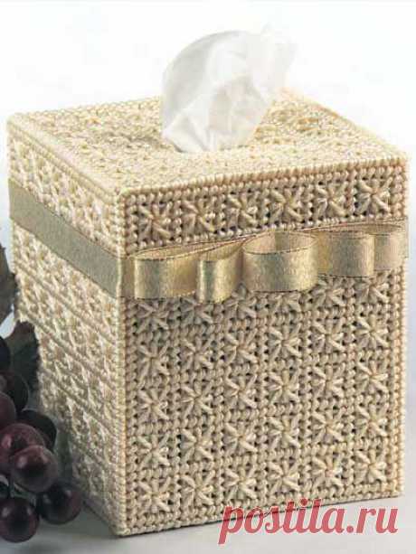 Plastic Canvas - Decorations &amp; Knickknacks - Smyrna Cross Tissue Box Cover