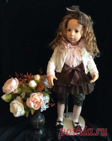 Нежный цветочек Saphira от Hildegard Gunzel / Фарфоровые куклы / Шопик. Продать купить куклу / Бэйбики. Куклы фото. Одежда для кукол
