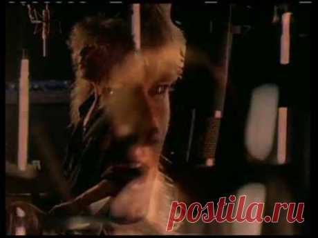 ▶ DEF LEPPARD - &quot;Love Bites&quot; (Official Music Video) - YouTube