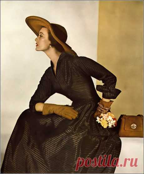 Mary Jane Russell, Kodachrome by Louise Dahl-Wolfe, Harper's Bazaar, March 1949