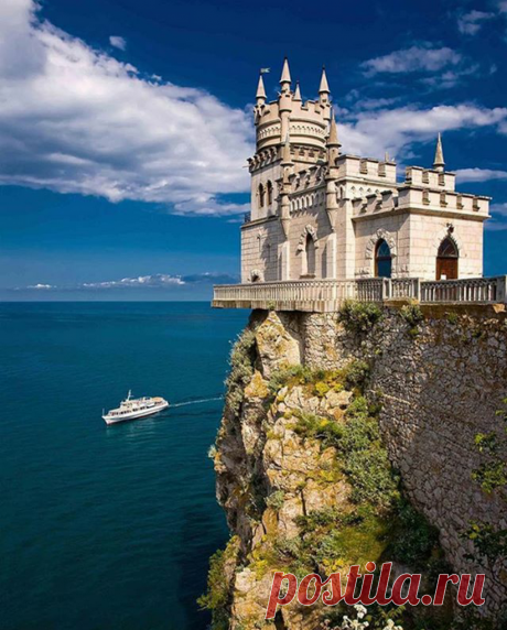 vesnic333:
“CASTLE SWALLOW’S NEST, CRIMEA, UKRAINE
”