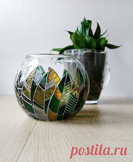 Stylish green & brown piece for your plants. Unique Glass Sphere planters for home and office. Can be used for succulents and cactuses. This glass planter pot is hand painted and makes a perfect gift…