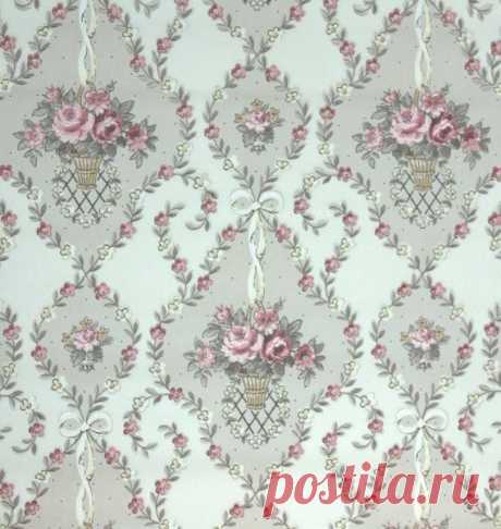 1940's Vintage Wallpaper - Floral Wallpaper with Pink Roses in Baskets Damask