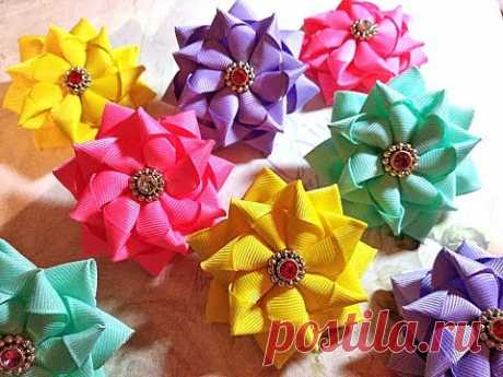 Простые резинки бантики из лент канзаши МК / hair clips ribbon kanzashi DIY