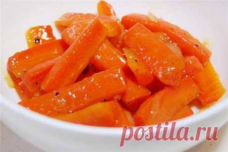 Прекрасный гарнир к любому блюду: карамелизированная морковь.