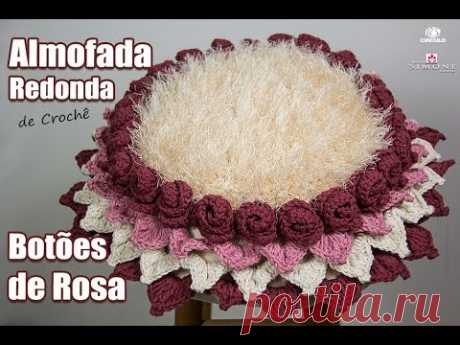 Almofada Redonda de Crochê - Coleção botões de Rosa - Simone Eleotério