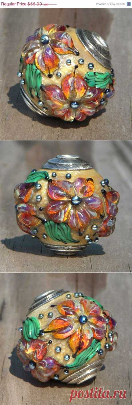 25% OFF Capped and cored handmade lampwork floral от beadaddicts