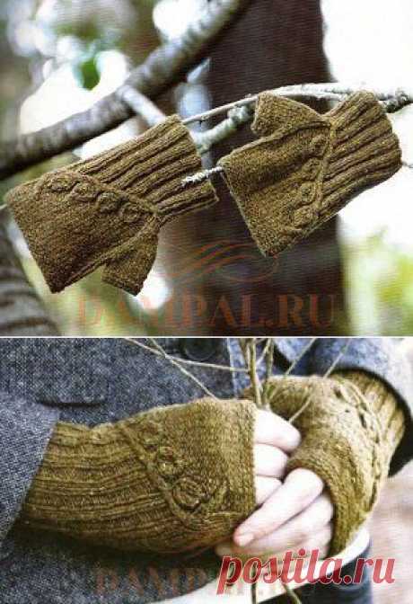 Twigs and willows mitts