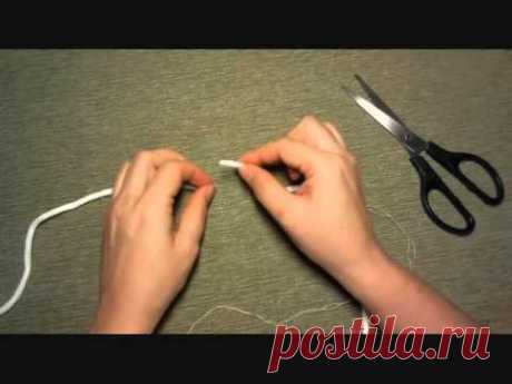 Как соединить хвостики шнура при вязании ковра