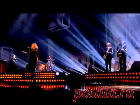 Adele - Rolling in the Deep (Brit Awards 2012) HQ