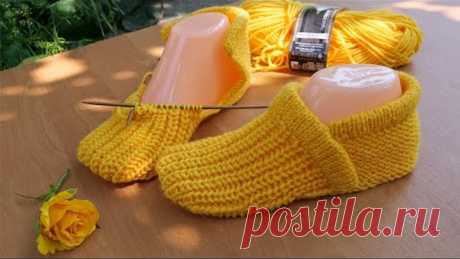 Новинка 🔥 Вяжем следки c интересными манжетиками спицами 🌞 Slippers knitting pattern