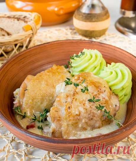 Куриные бедра в горчичном соусе на Вкусном Блоге.