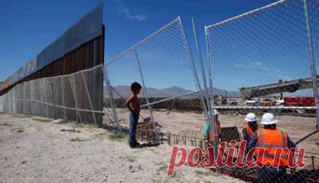 В США суд отклонил иск властей Калифорнии, требовавших запретить Трампу строительство стены на границе с Мексикой | В мире
