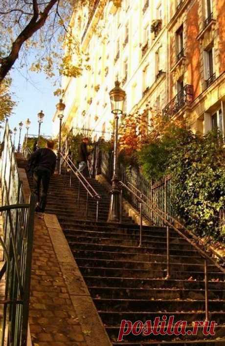 Autumn in Montmartre