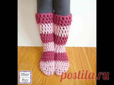 How to crochet the Strawberry Blossom Slipper Socks, Episode 301