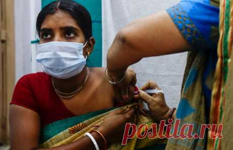 ВОЗ одобрила индийскую вакцину против коронавируса CovavaxTM