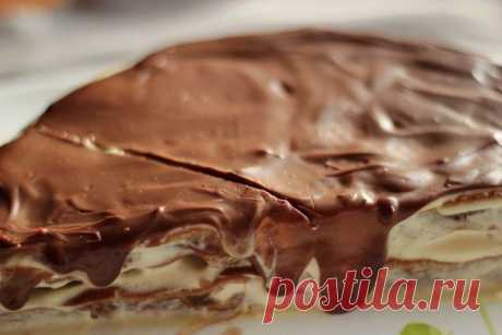 Шоколадный торт со сметанным кремом / Удивительная еда!