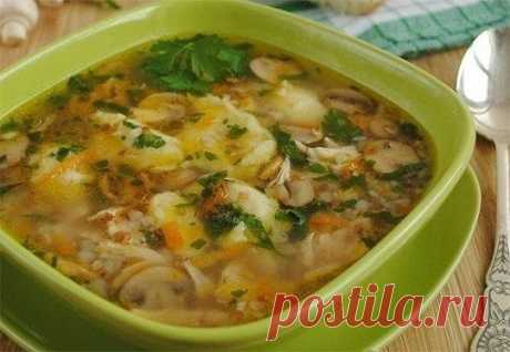 Гречневый суп с грибами и картофельными клецками. Приготовление https://strjapyxa.ru/grechnevyj-sup/