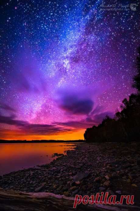 Milky Way over Spencer Bay, Moosehead Lake, Maine от пользователя Aaron Priest на Fivehundredpx | Karen Hobbs приколол(а) это к доске USA Travels...