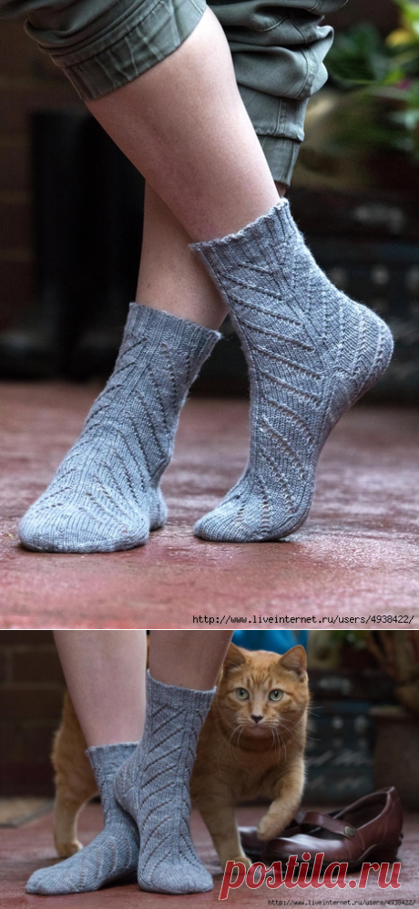 Женские голубые вязаные носки &quot;Meandering Myth&quot;. Meandering Myth Socks by Lauren Redman.