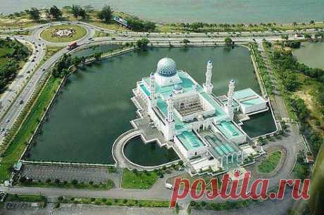 ʍʍΞÅλน Ξʍ ʍﻋﻠﯽʍ ʍΎζΫΛʍάή
Мечеть в Малайзии красота, ставим класс!