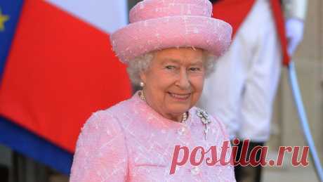 50 оттенков королевы: Елизавета и ее розовые наряды Королева Великобритании обожала один из самых жизнерадостных цветов – убедитесь сами.