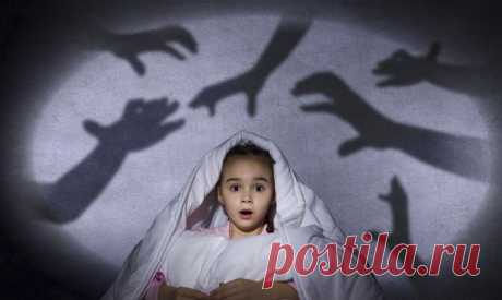 Ребенок боится темноты: что делать?