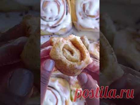 What’s your favorite way to eat a cinnamon roll?