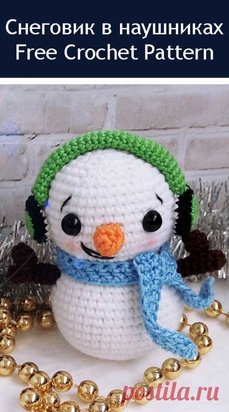 PDF Снеговик в наушниках. FREE amigurumi crochet pattern. Бесплатный мастер-класс, схема описание для вязания амигуруми крючком. Игрушки своими руками! Snowman, muñeco de nieve, boneco de neve, bonhomme de neige, Schneemann, bałwan, 雪だるま. #амигуруми #amigurumi #amigurumidoll #amigurumipattern #freepattern #freecrochetpatterns #crochetpattern #crochetdoll #crochettutorial #patternsforcrochet #вязание #вязаниекрючком #handmadedoll #рукоделие #ручнаяработа #pattern #tutorial #häkeln #amigurumis