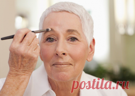 Особенности возрастного макияжа бровей
Даже самые совершенные и филигранно отточенные за годы практики техники макияжа нуждаются в пересмотре и некоторой коррекции, когда появляются возрастные изменения внешности. Краски утрачивают свою яркость и контрастность, изменяются черты лица, на коже может появиться пигментация, брови и ресницы становятся реже — все это требует несколько иного подхода к нанесению макияжа, нежели те, что практиковались […]
Читай пост далее на сайте. Жми ⏫ссылку выше