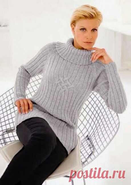 Спицами: Элегантный удлиненный свитер с рукавом «реглан» в резинку.